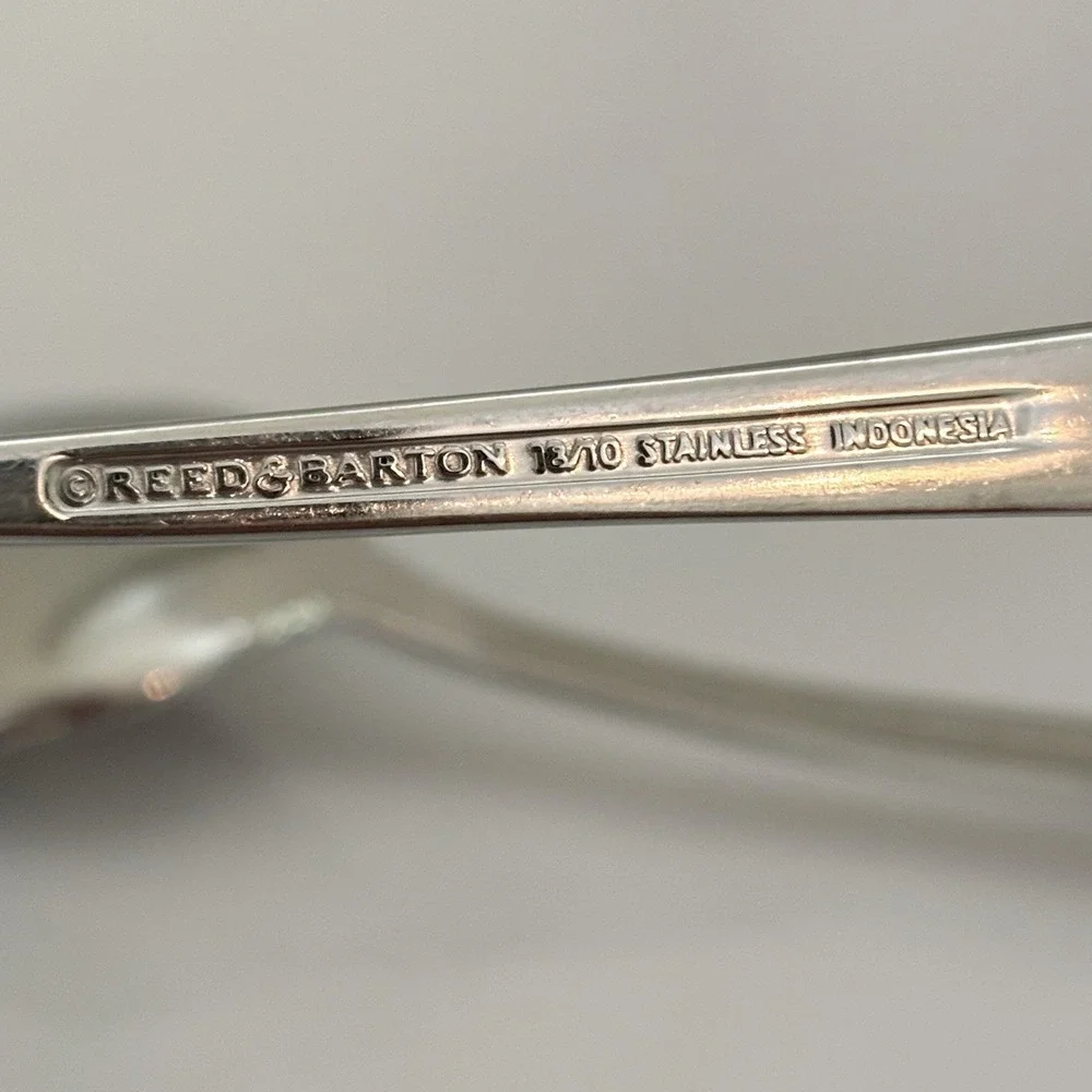 Reed & Barton Glossy 18/10 Stainless 7 pc HOSTESS SERVING Spoon Butter Spreader‎